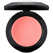 MAC Mineralize Blush fard de obraz Hey Coral Hey, 4 g