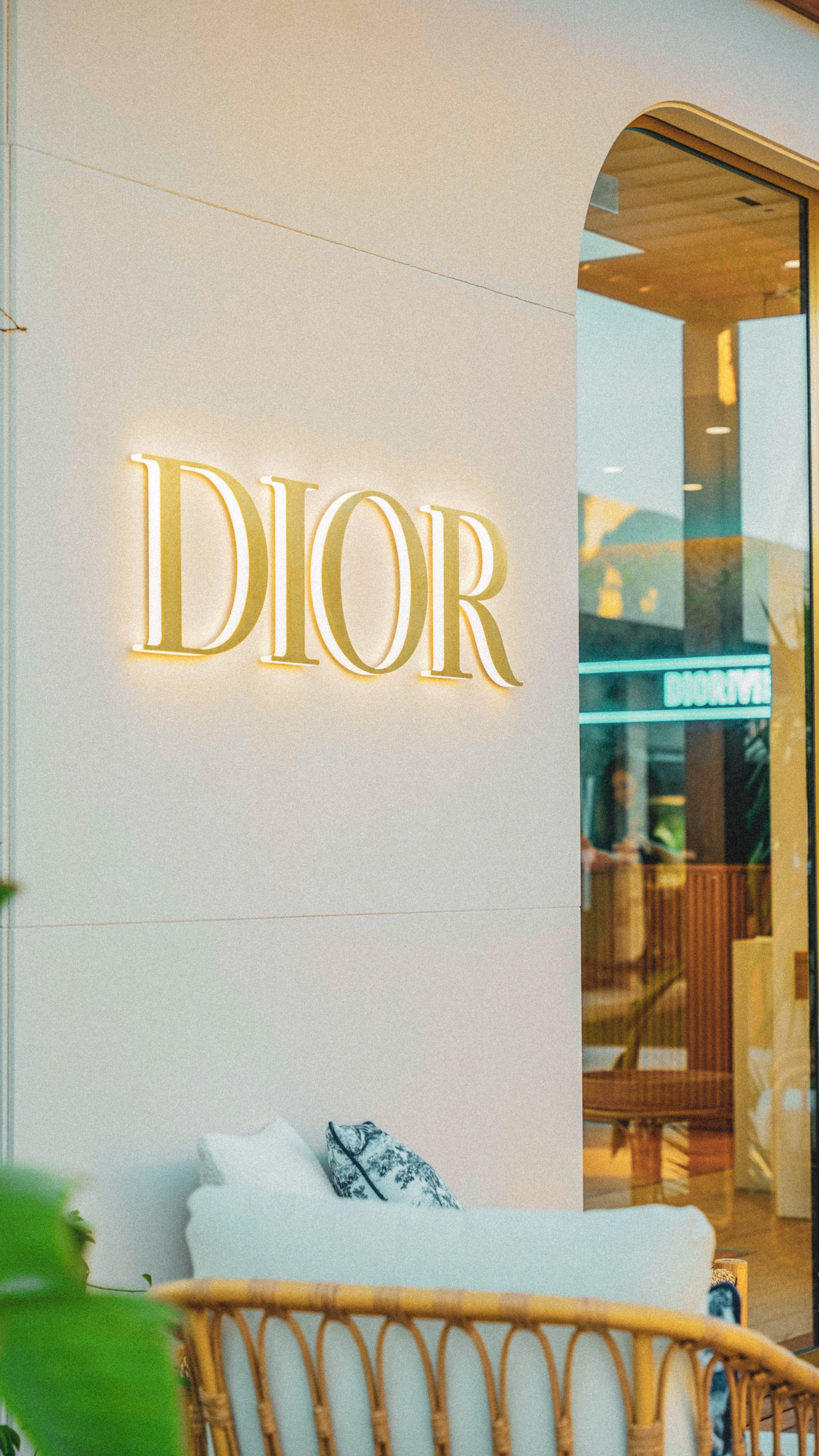 Dior